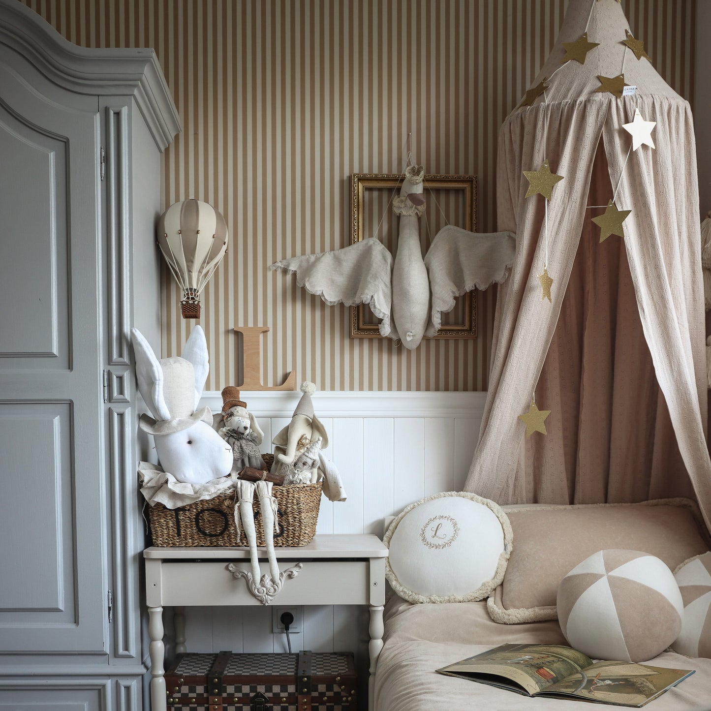 Vintage Stripes Beige Brown Wallpaper