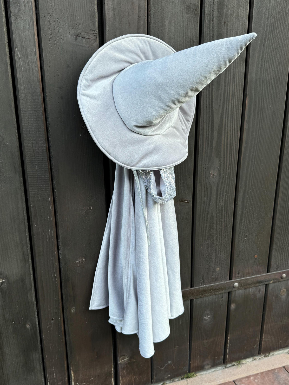 "Silver Witch" Magic Cape