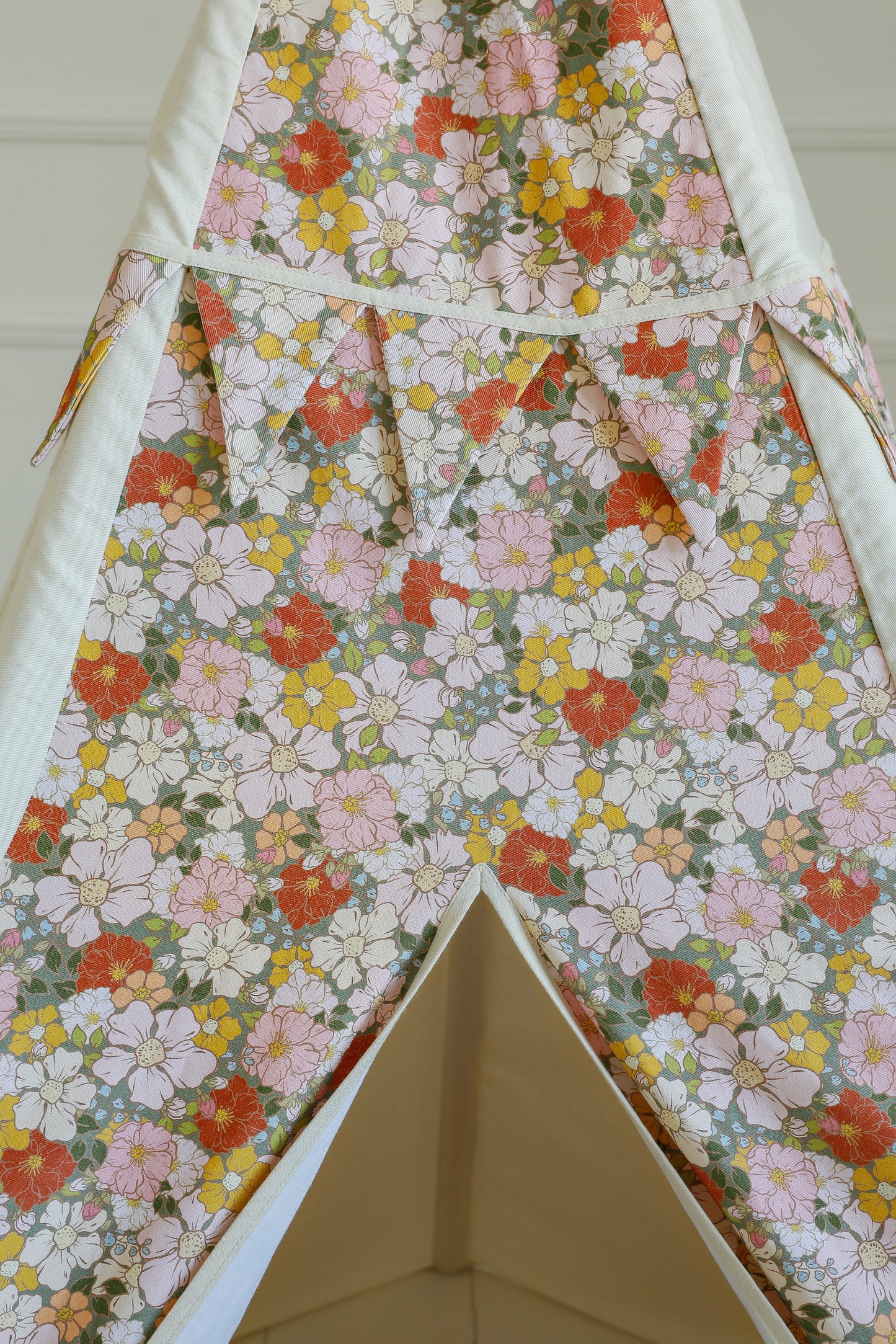 “Green Garden” Teepee Tent and Round Mat Set