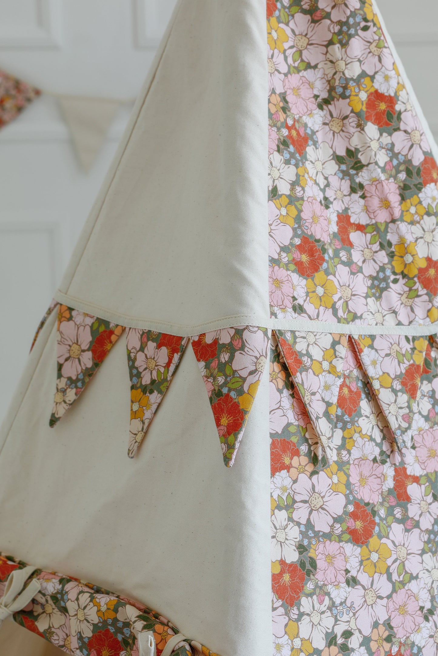 “Green Garden” Teepee Tent