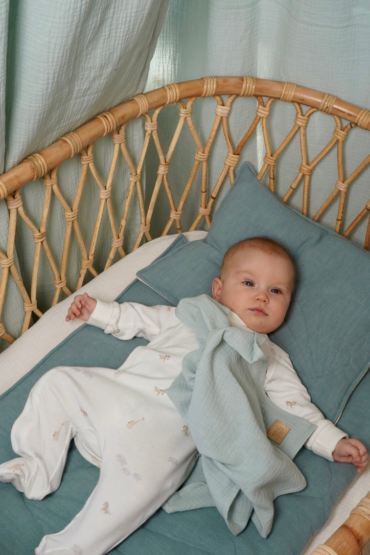 Linen "Eye of the Sea" Shell Child Cover Set