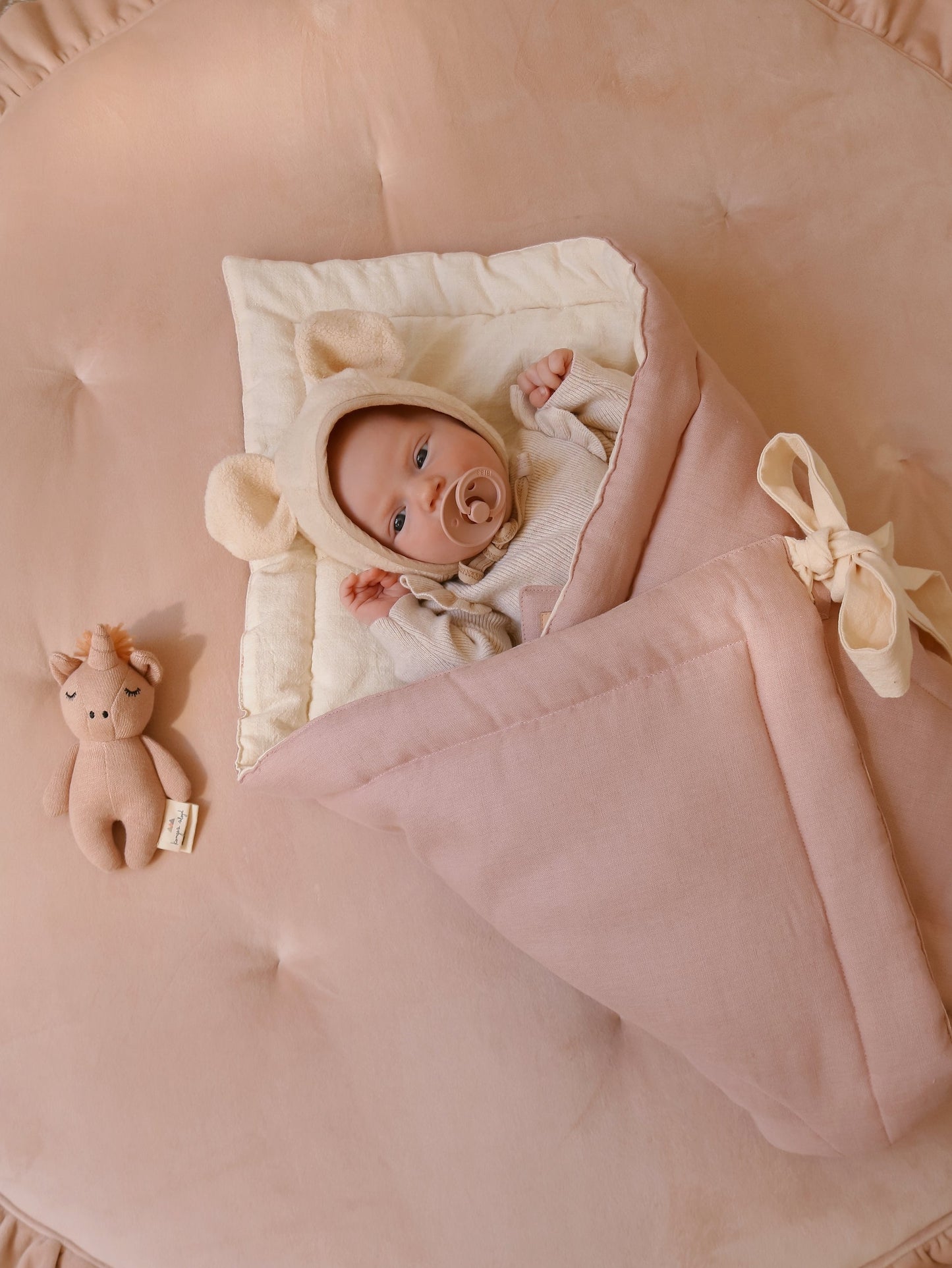 "Powder Pink" Linen Shell Baby Horn