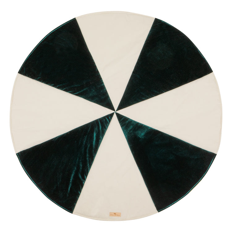 Christmas “Green Candy” Round Patchwork Mat