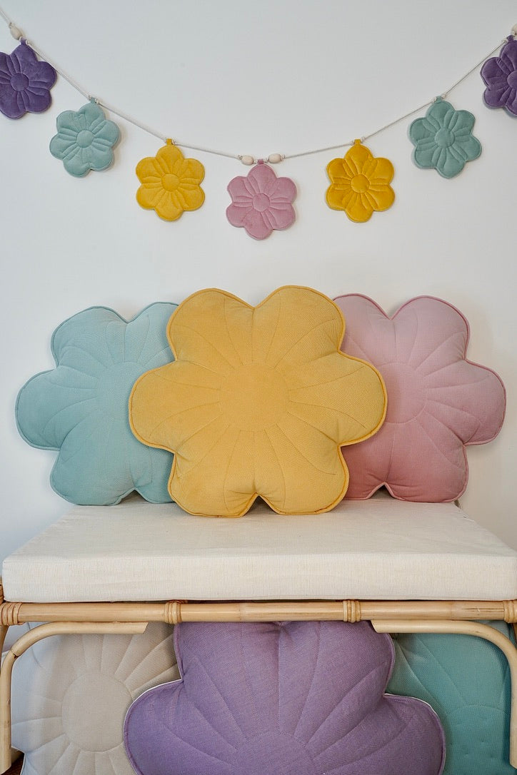 Velvet Bloom "Rainbow Bouquet" Garland