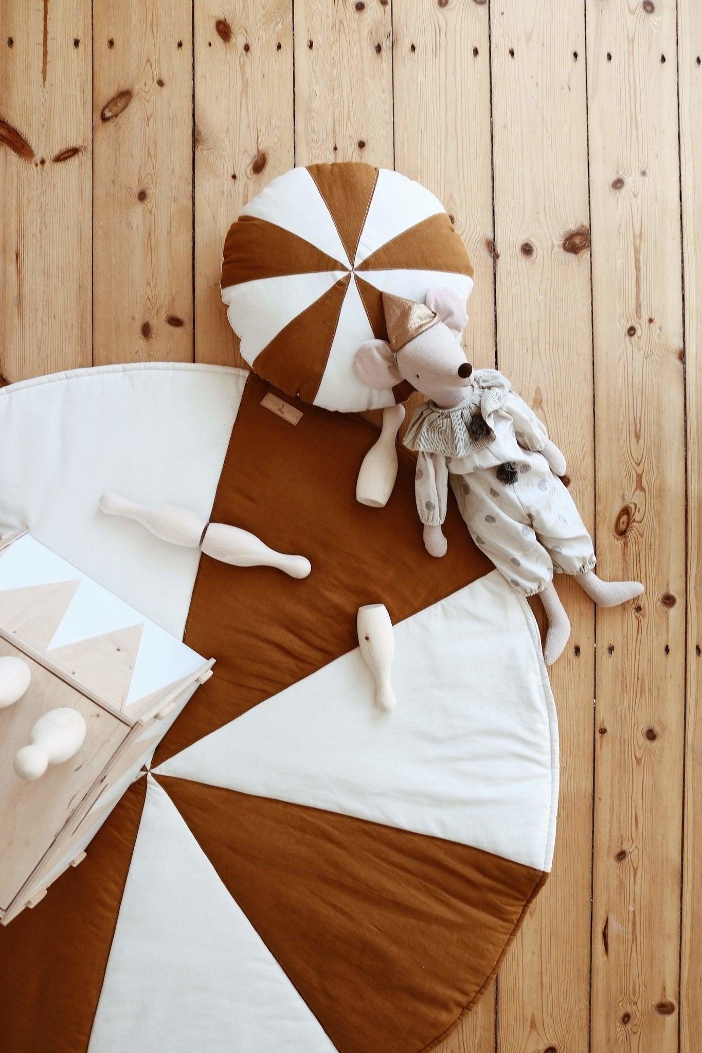 “Caramel Candy” Patchwork Pillow
