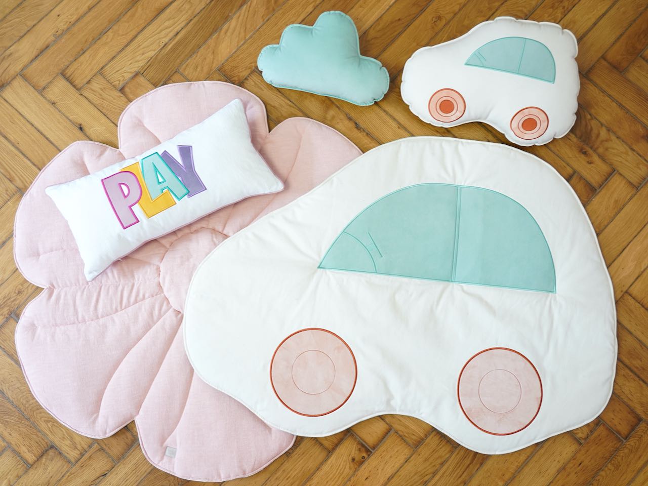 "Powder Mint" Car Mat
