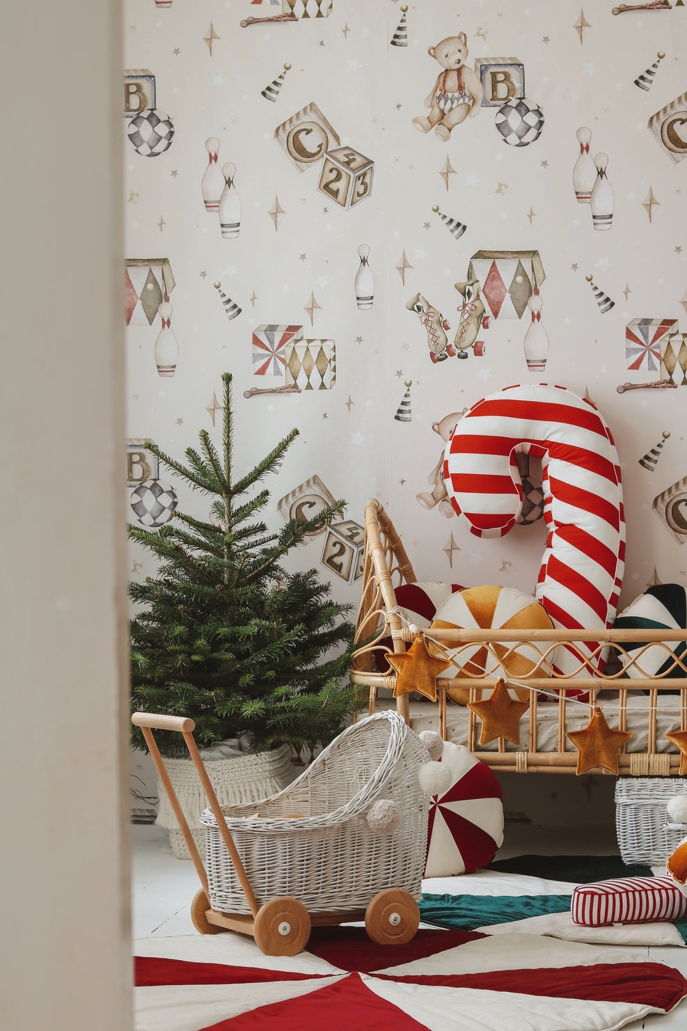 Christmas “Red Candy” Round Patchwork Mat