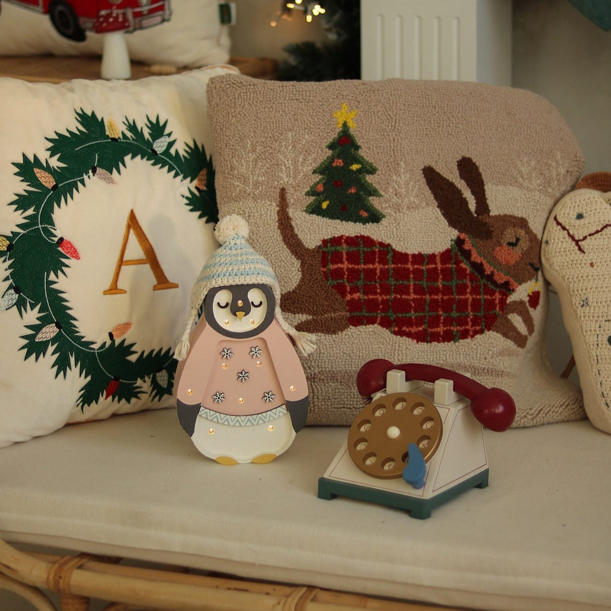 Little Lights Mini Holiday Penguin Lamp ~ Light Pink