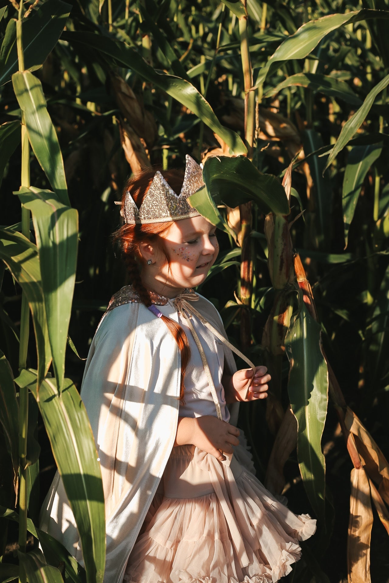 “Cream Pearl” Magic Cape