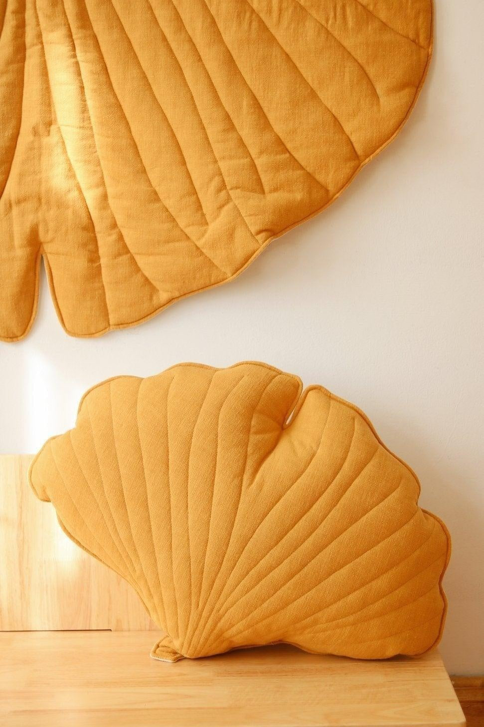 “Mango” Linen Ginkgo Leaf Pillow