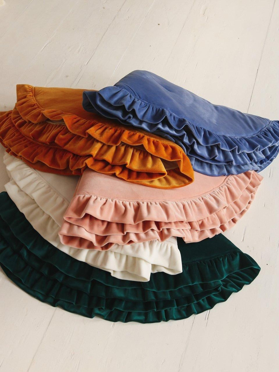 Soft Velvet Mat with Frill “Apricot” - Moi Mili
