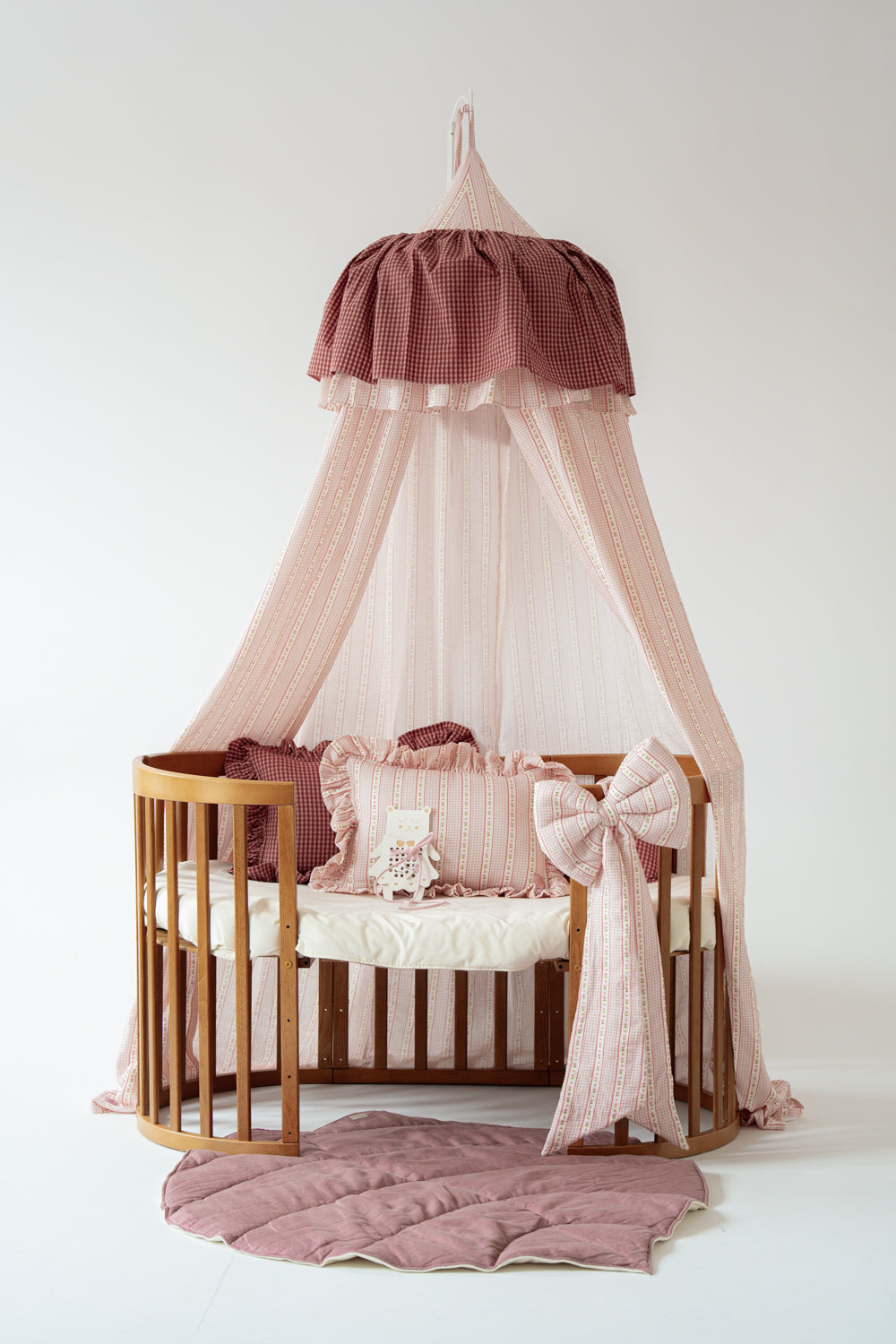 "Vintage Style Flowers" Canopy