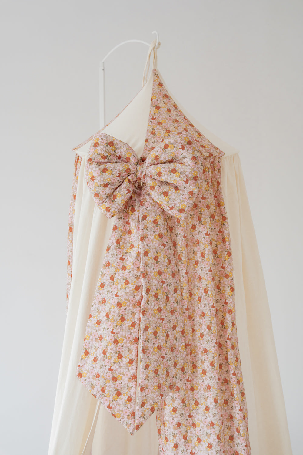 "Spring Garden" Decorative Bow