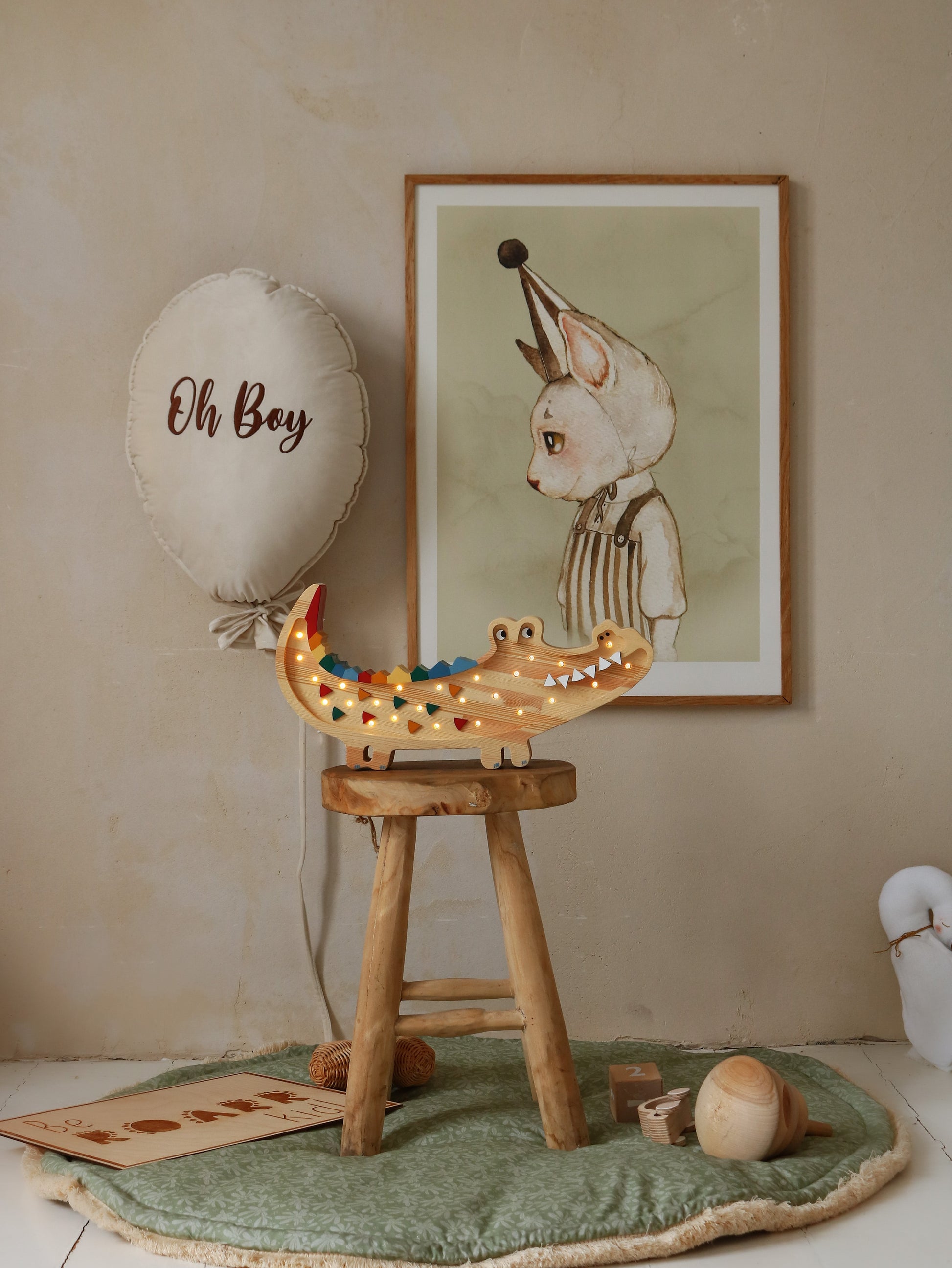 Wooden Crocodile Lamp in Caribbean Wood with remote control