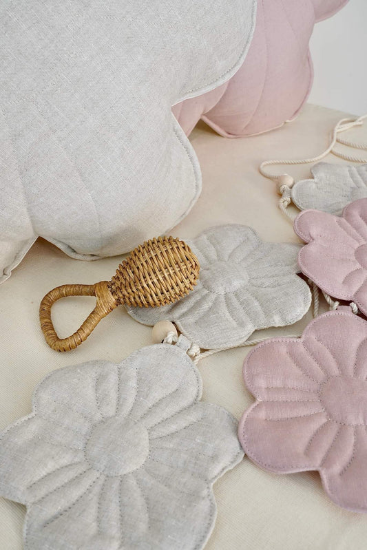 Linen Bloom "Sandy Rose Bouquet" Garland