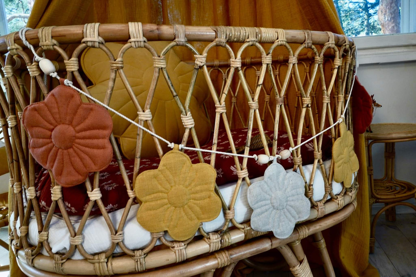 Linen Bloom "Summer Bouquet" Garland