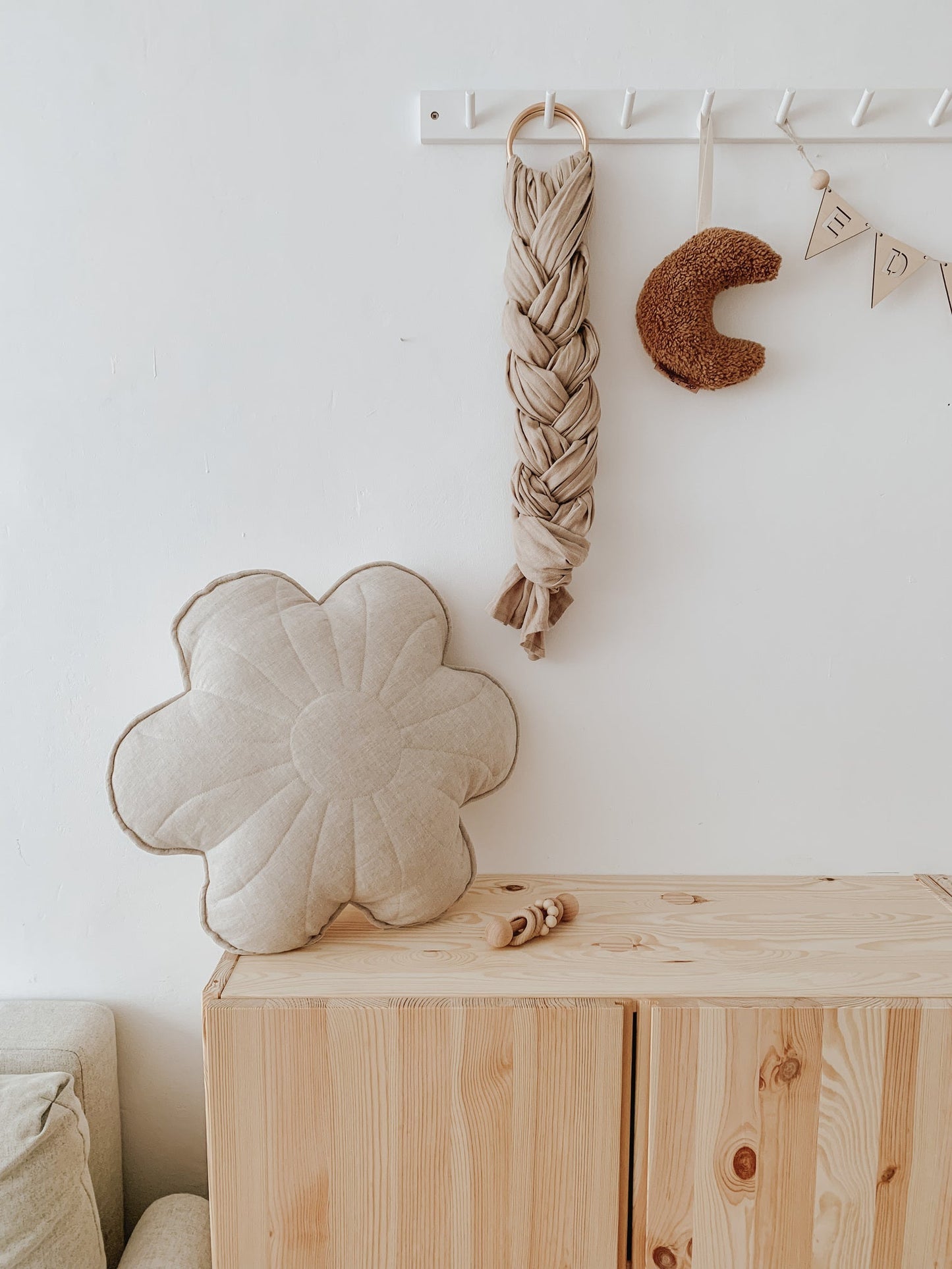 Linen "Sandy Lily" Flower Pillow