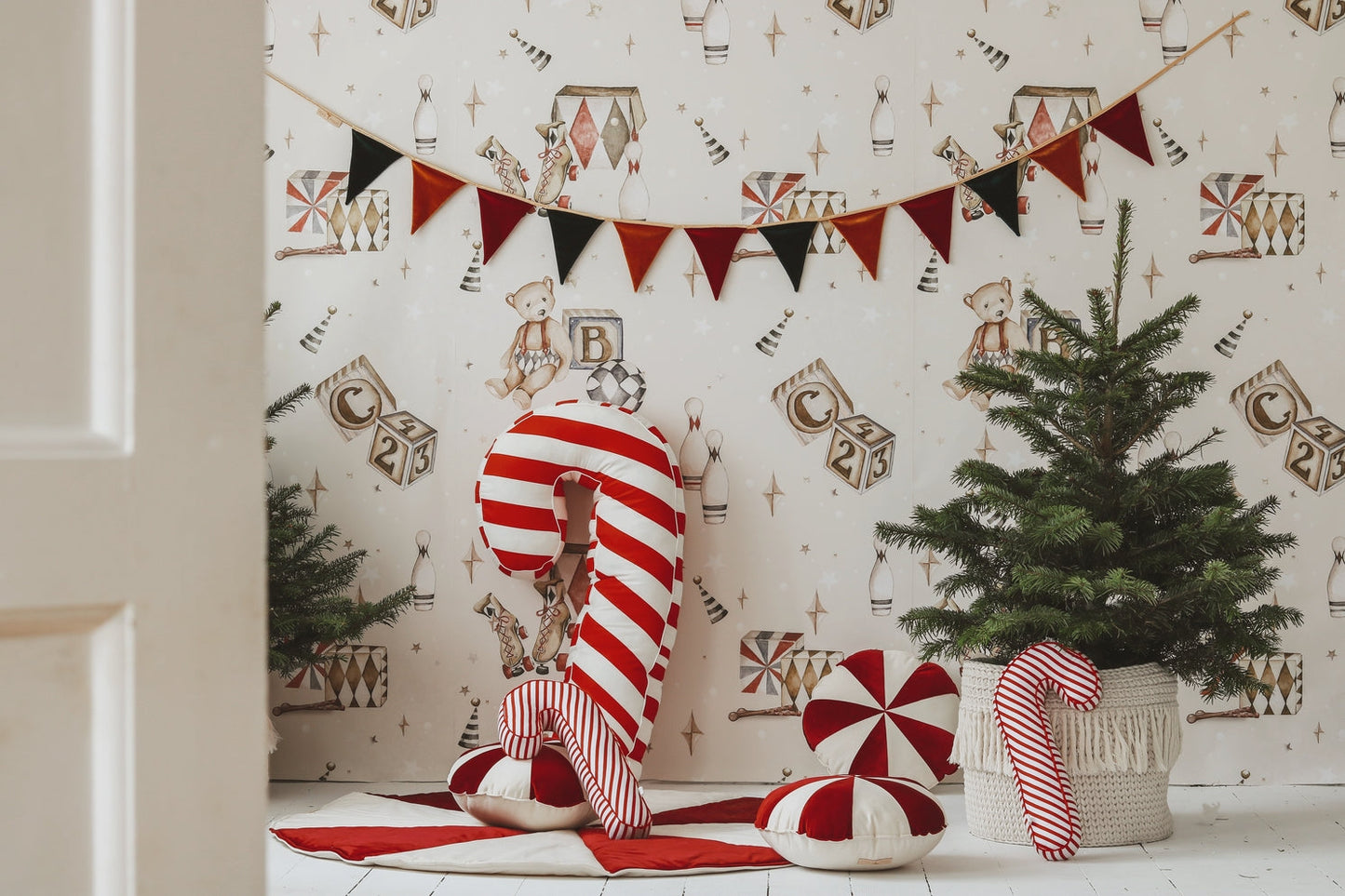 Christmas “Red Candy” Round Patchwork Mat