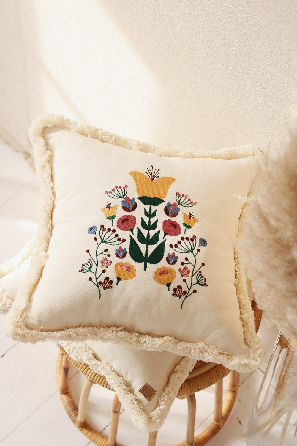 “Folk” Cushion with Embroidery - Moi Mili