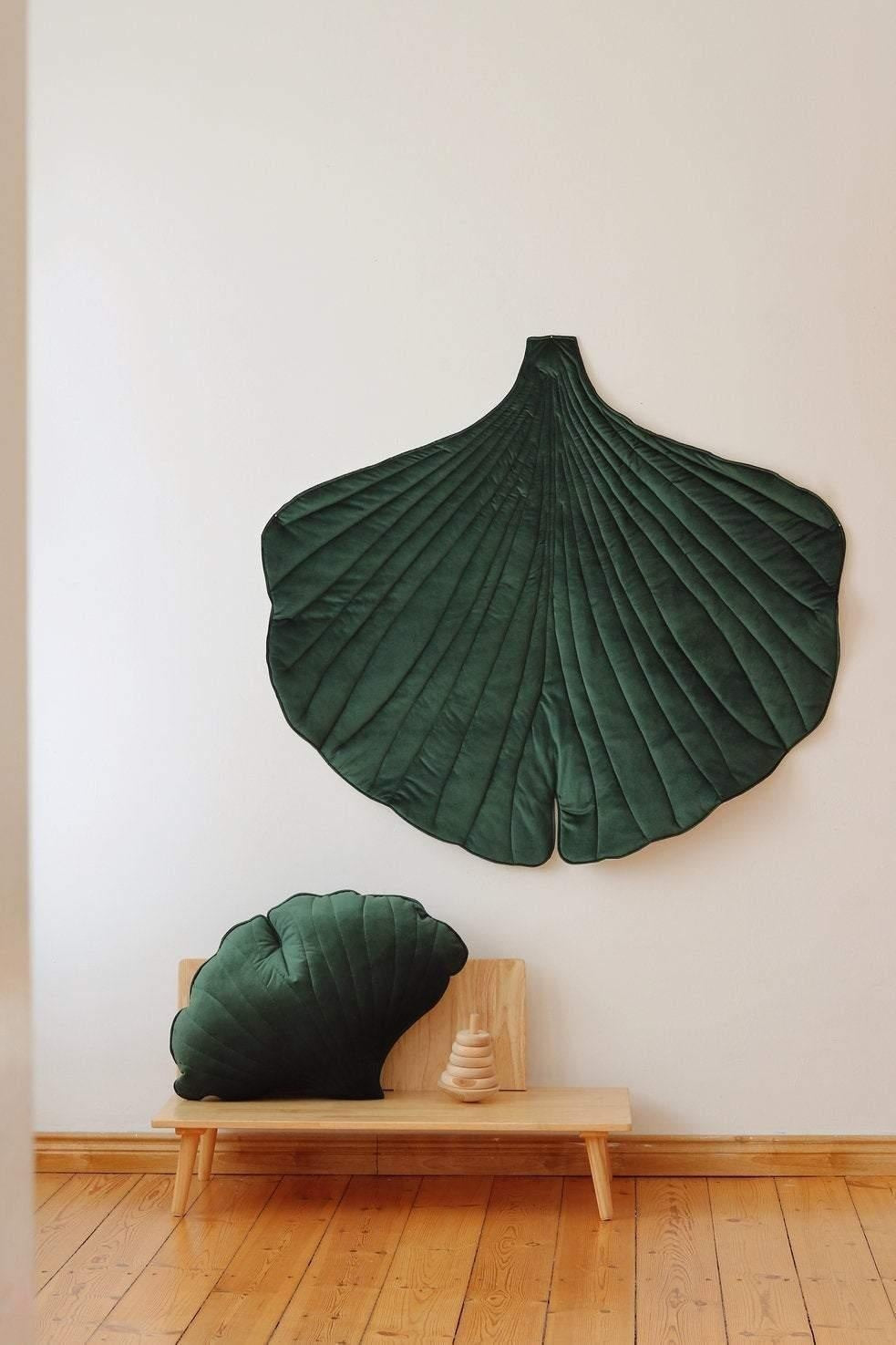 “Green” Velvet Ginkgo Leaf Mat