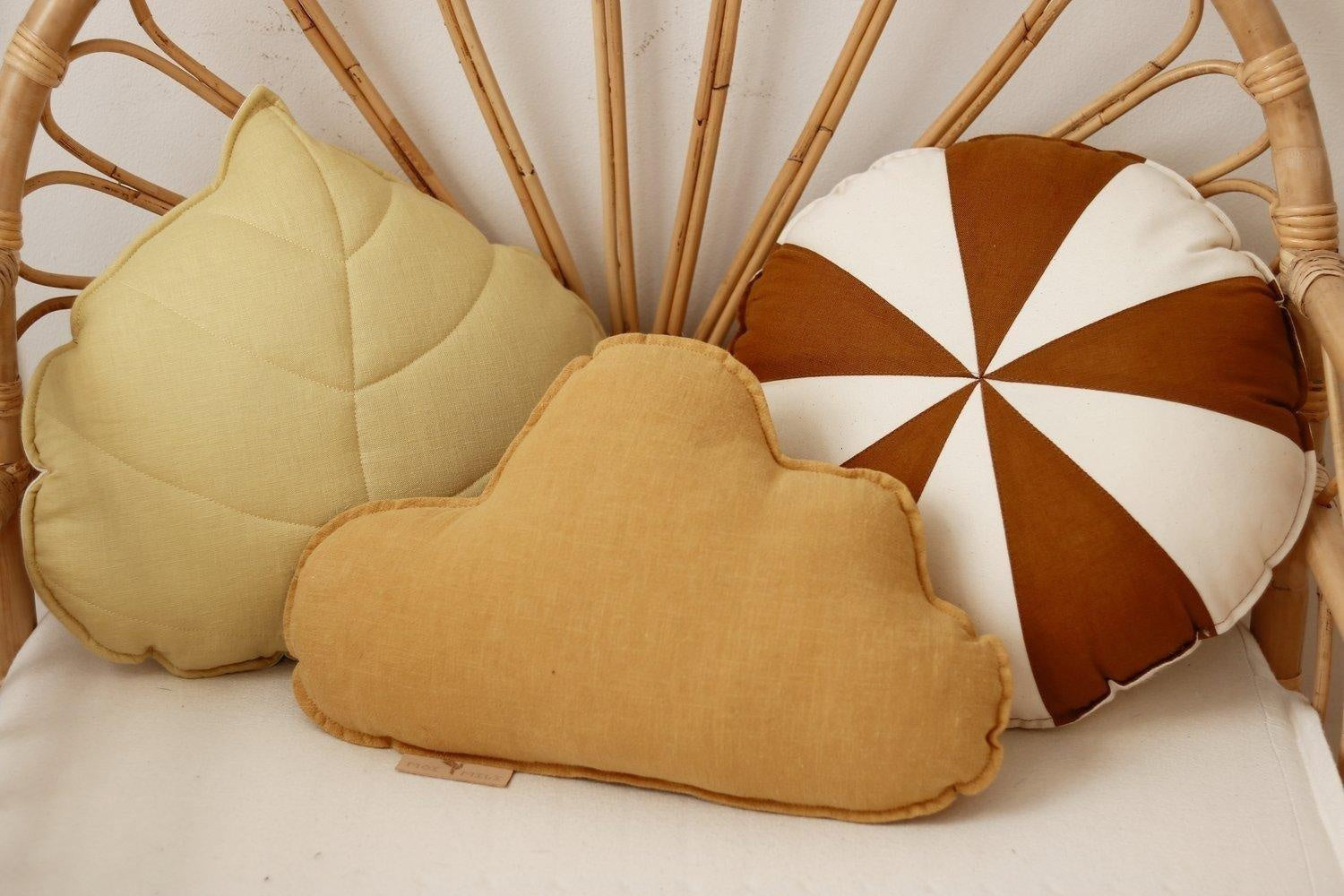 “Mango” Linen Cloud Pillow