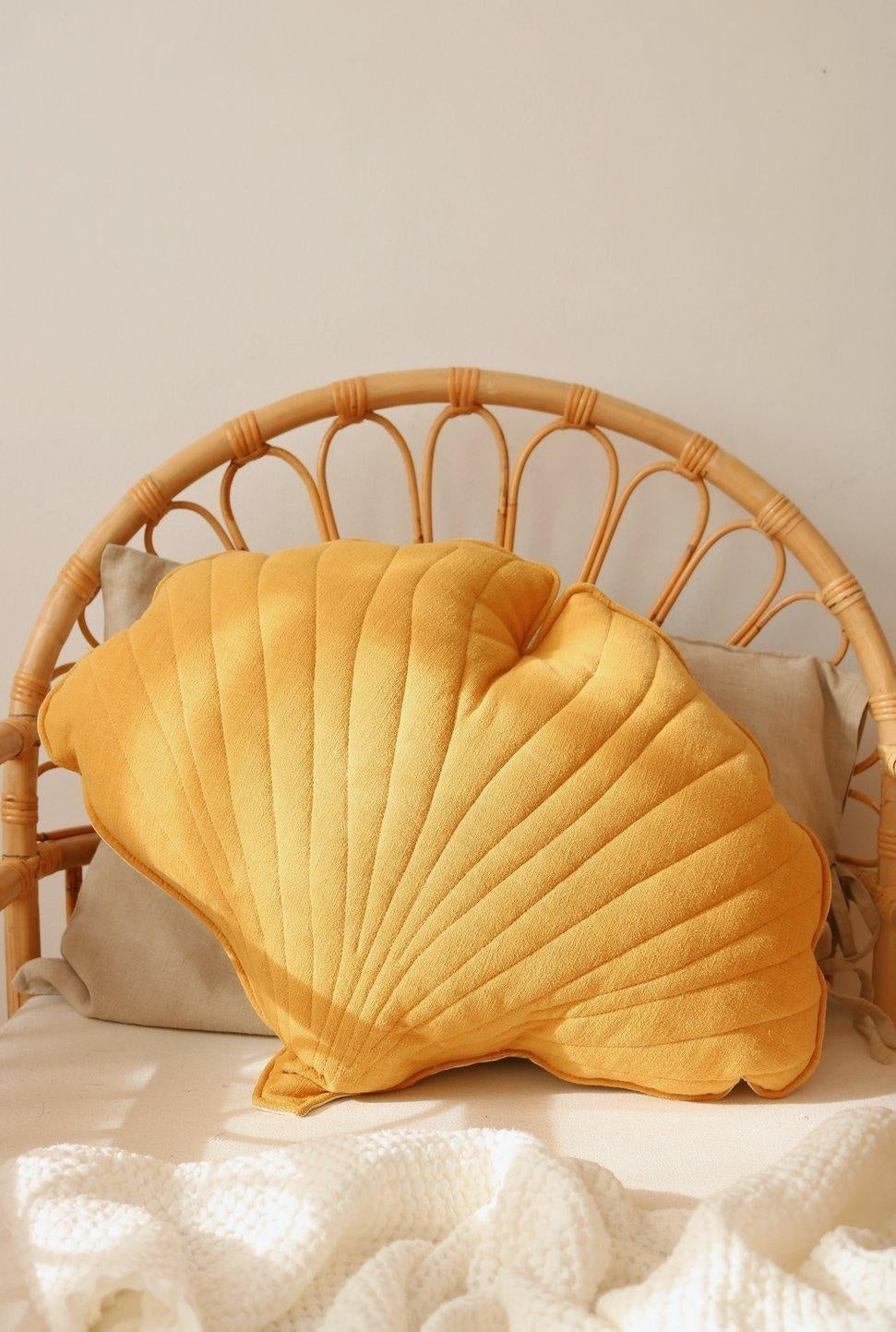 “Mango” Linen Ginkgo Leaf Pillow