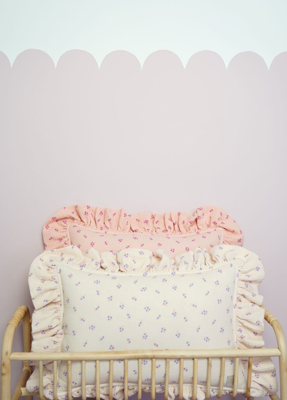 "Pink forget-me-not" Muslin Pillow with Frill