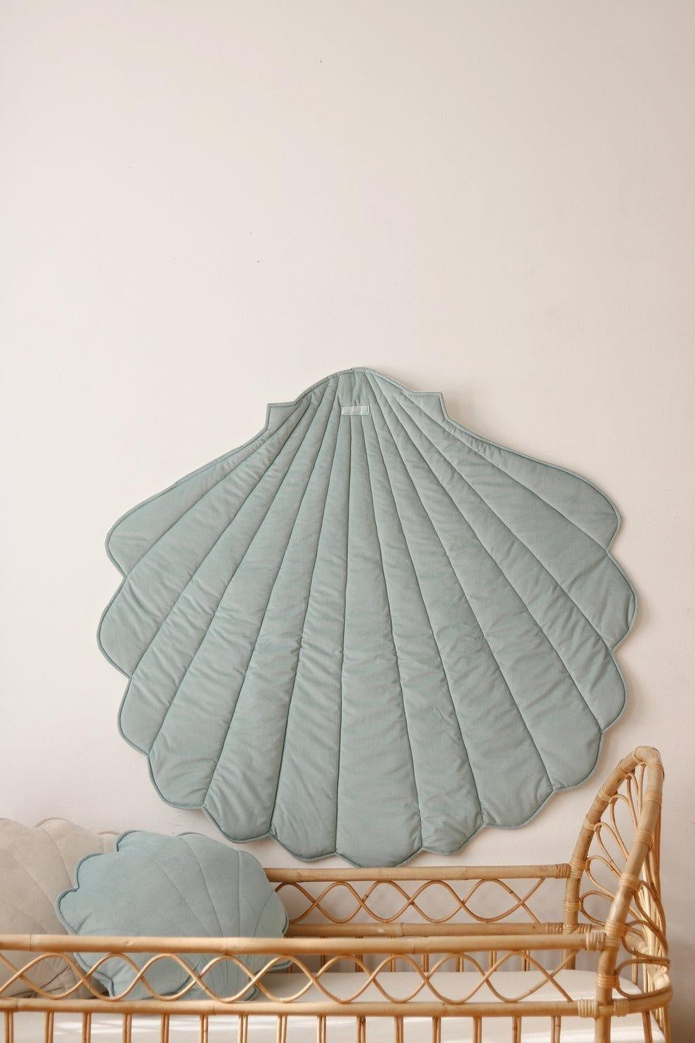 “Powder Mint” Velvet Shell Mat