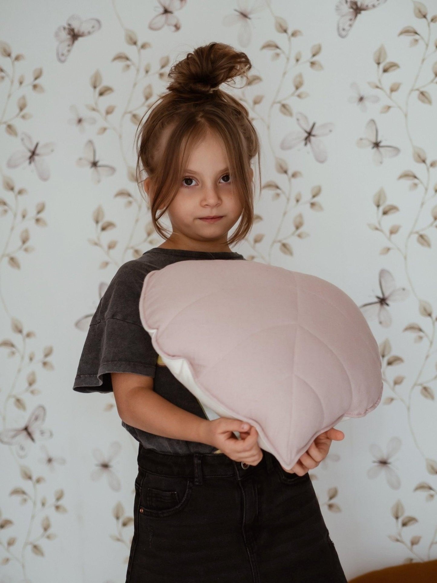 “Powder Pink” Linen Leaf Pillow