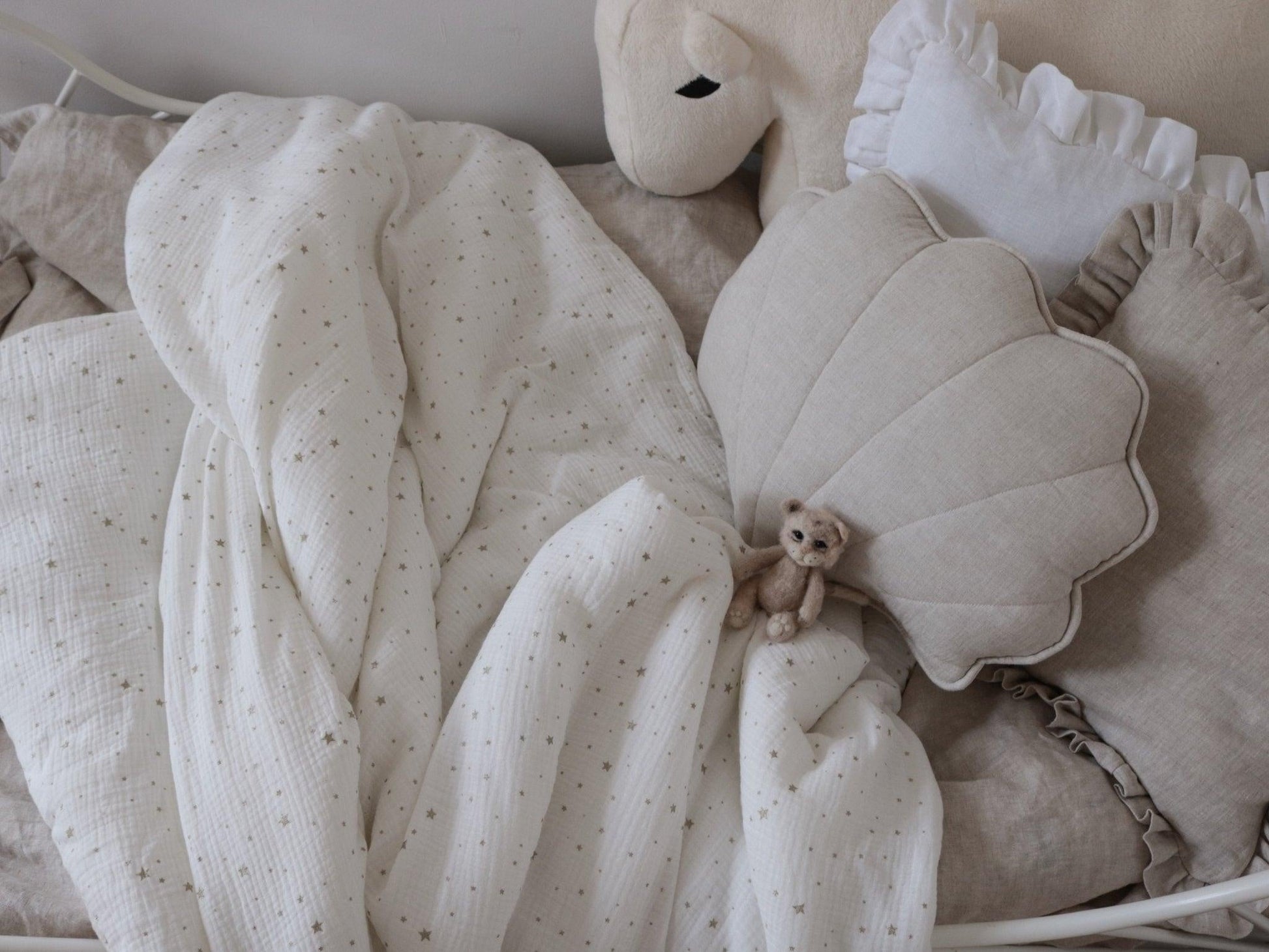 "Sand” Linen Shell Pillow