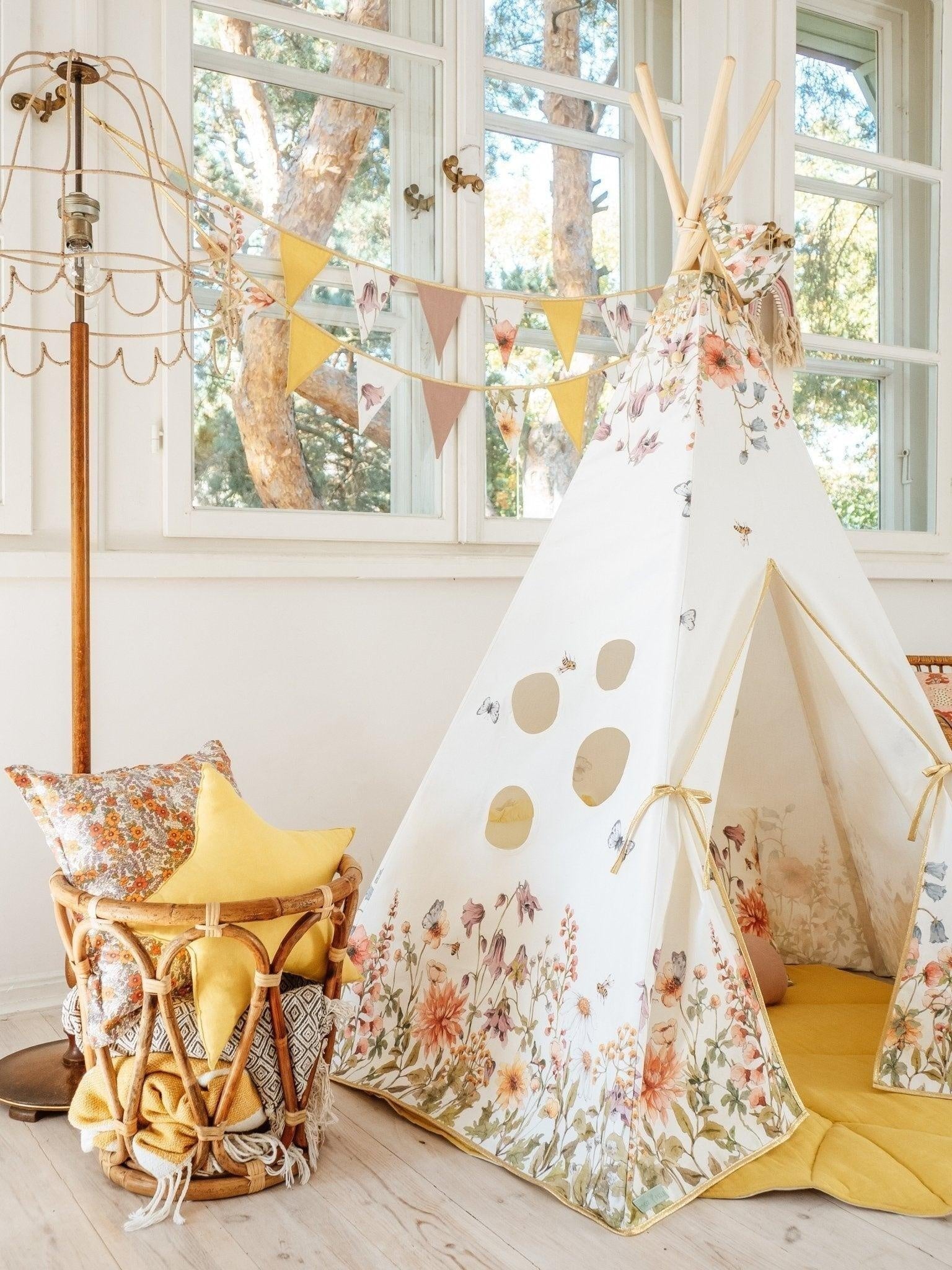 “Wildflowers” Teepee and Mat Set